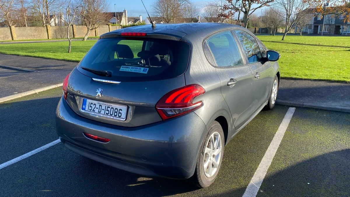Peugeot 208 - Image 4