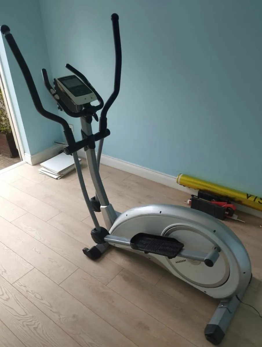 Horizon Crosstrainer Syros (Model HF-100689) - Image 1
