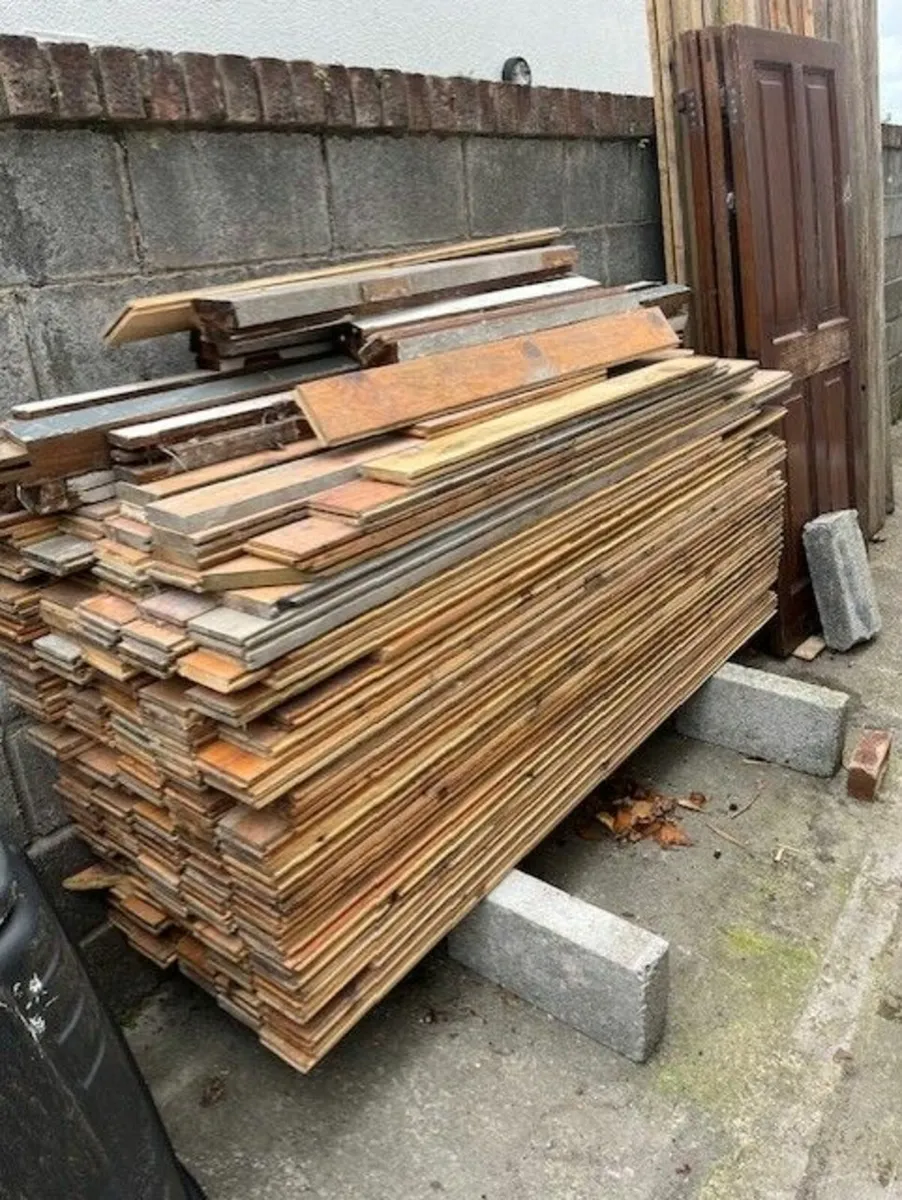 Pine flooring - Image 1