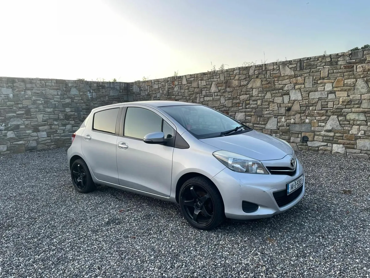 Toyota Yaris 2014 - Image 1