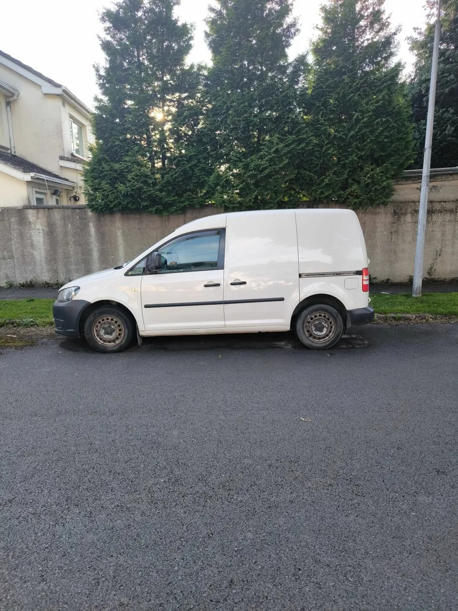 Volkswagen Caddy 2013 - Image 4