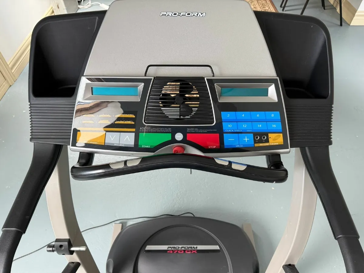 Pro-Form 470 CX Treadmill - Image 3