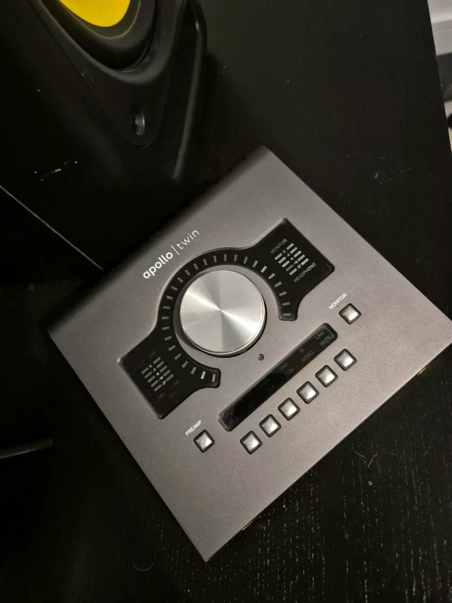 Universal Audio Interface - Image 3