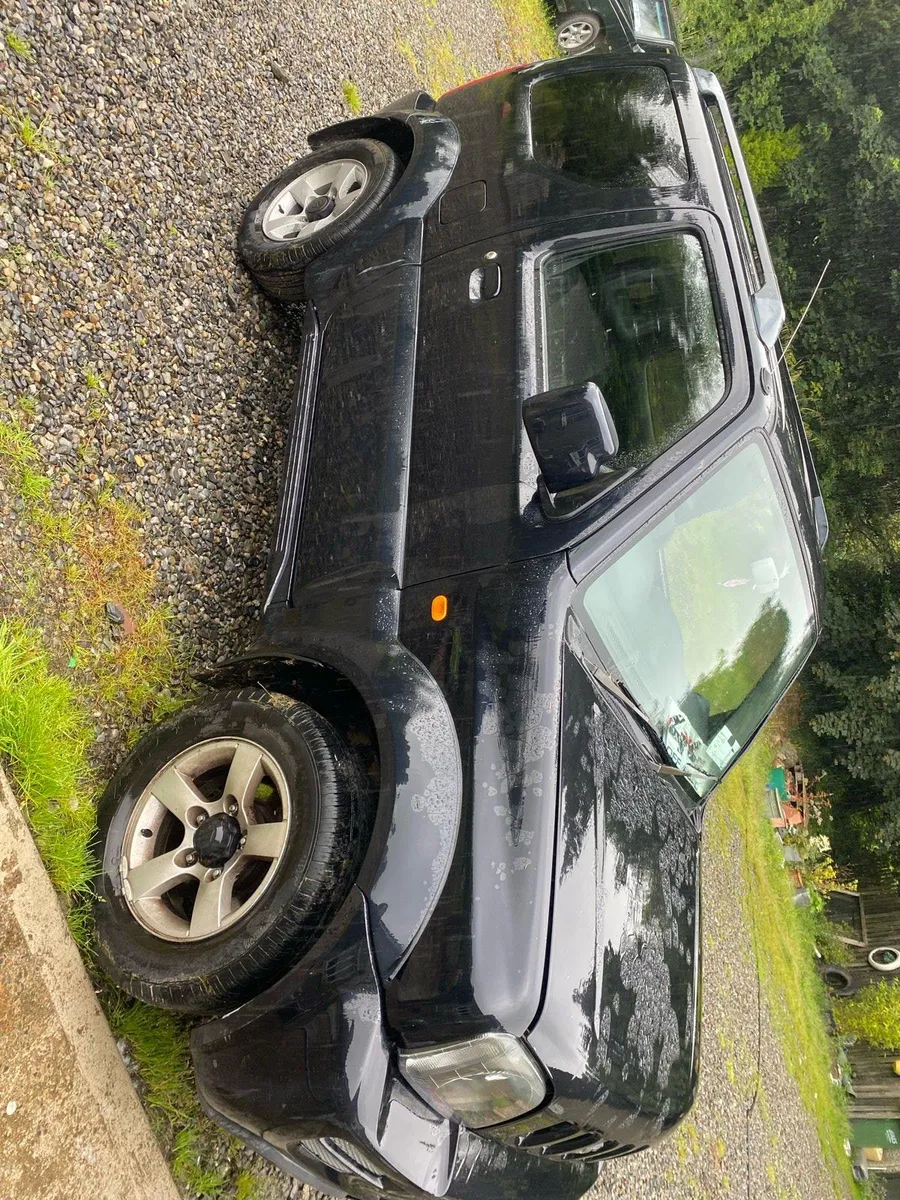 Car - Image 1