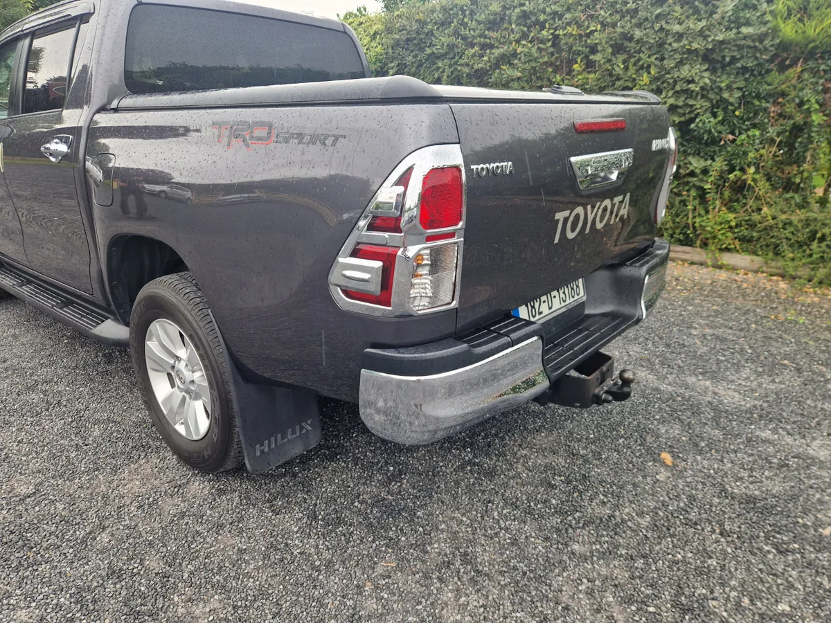 Toyota Hilux 2018 - Image 3