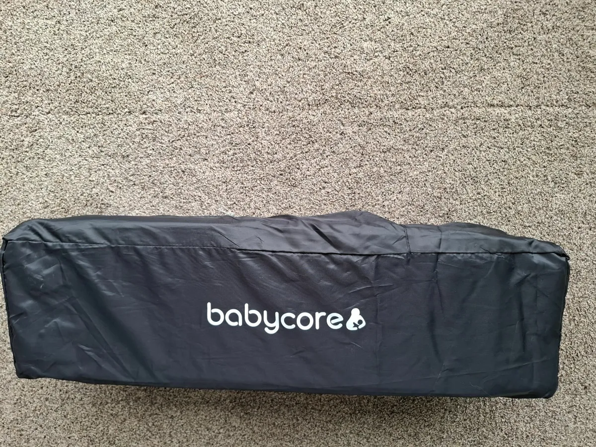 Travel cot - Image 3