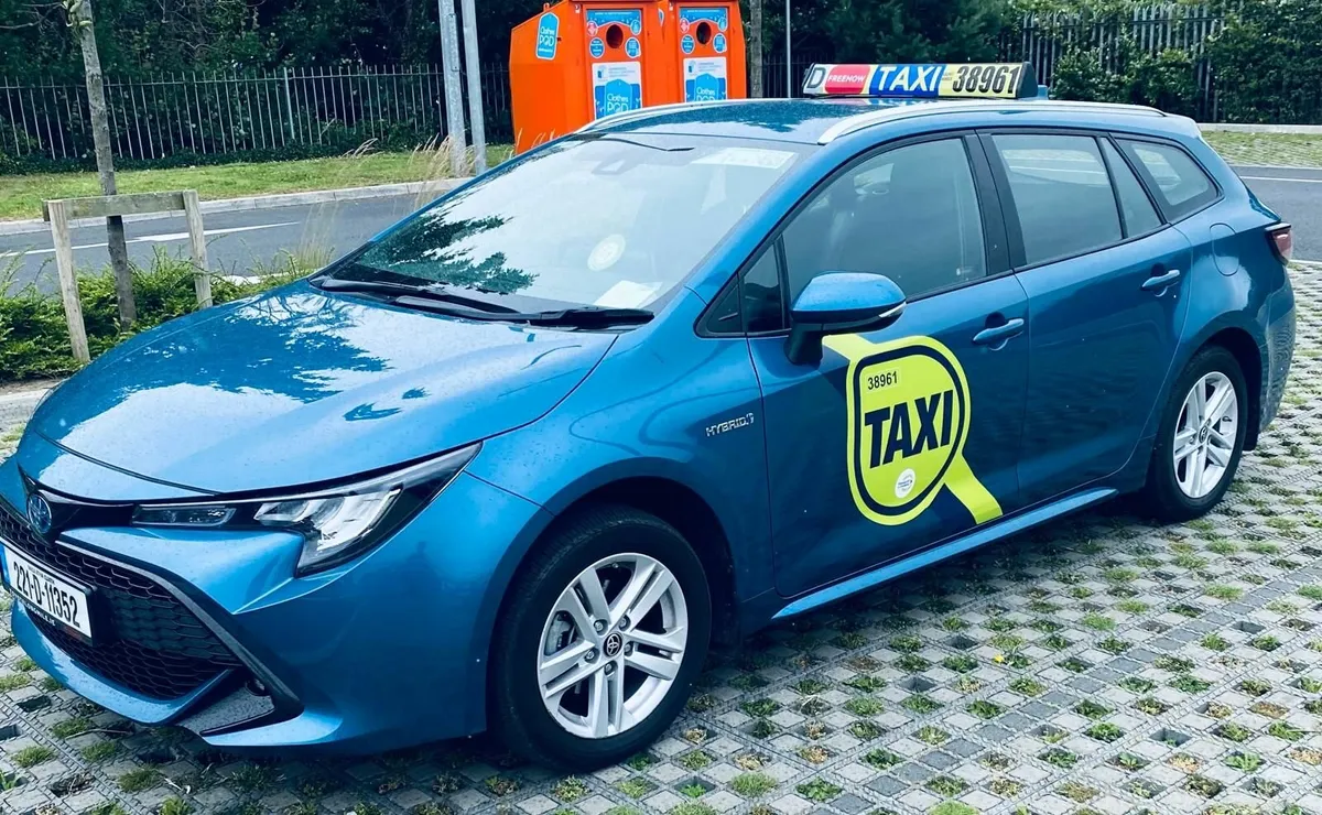 Taxi for rent - Image 1