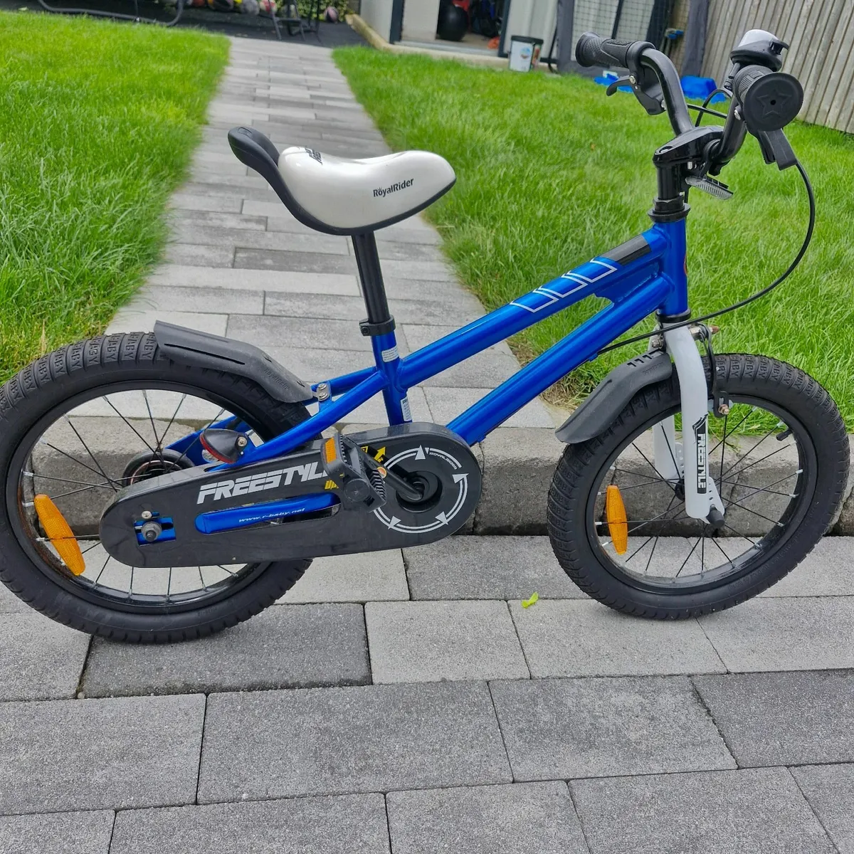 Kids bike - Image 3