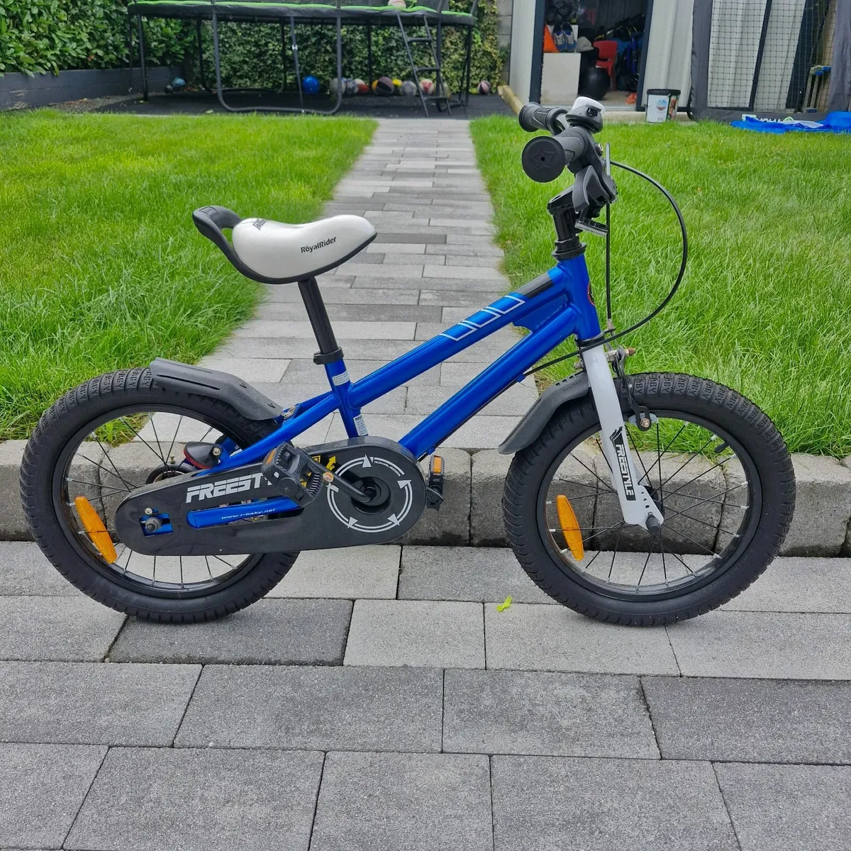 Kids bike - Image 4