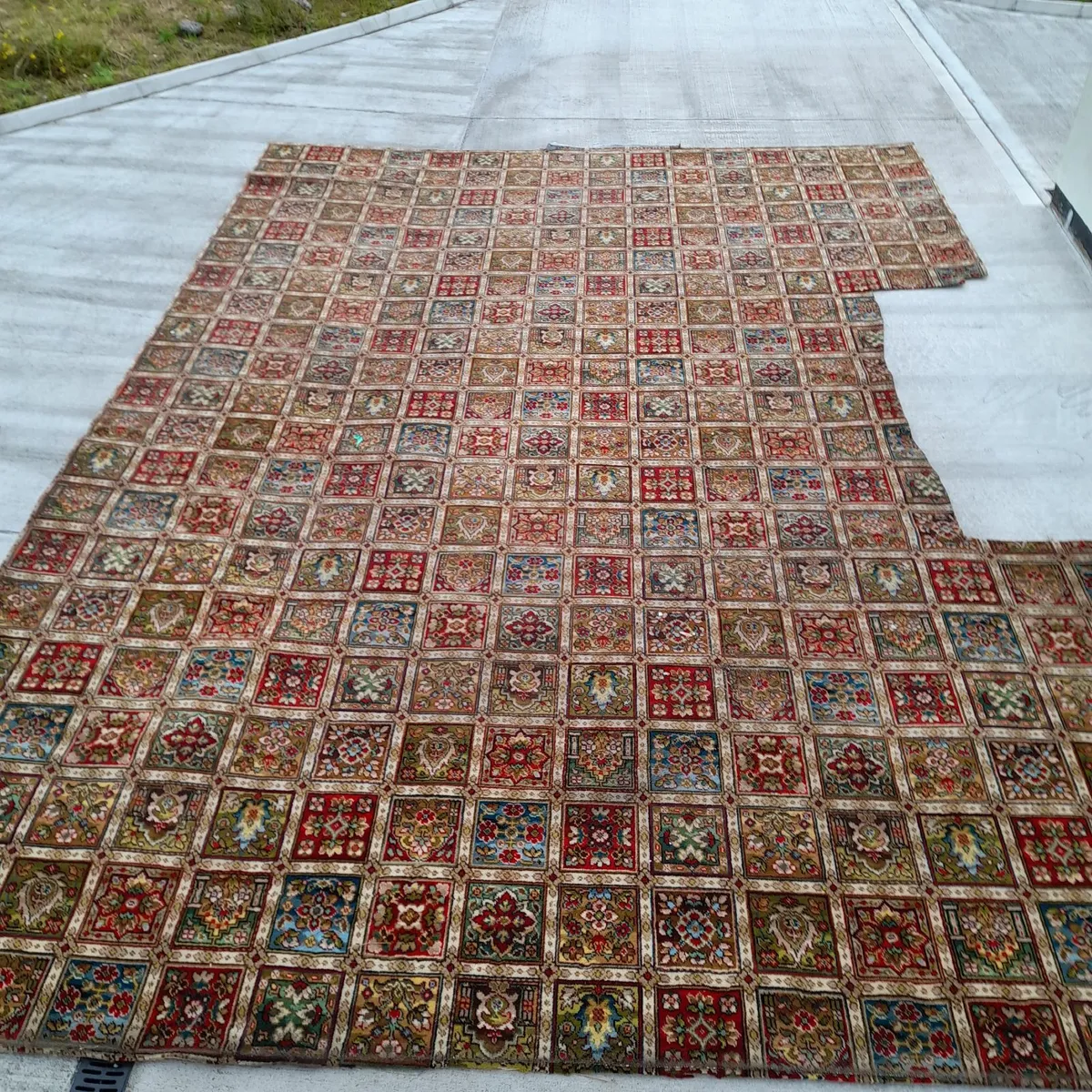 Carpet - Image 2