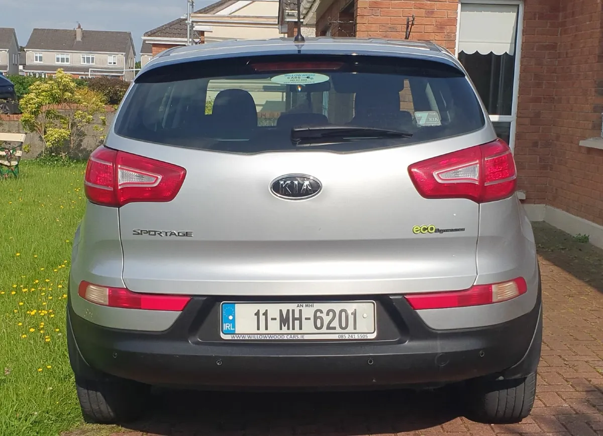 Kia Sportage 2011 - Image 2