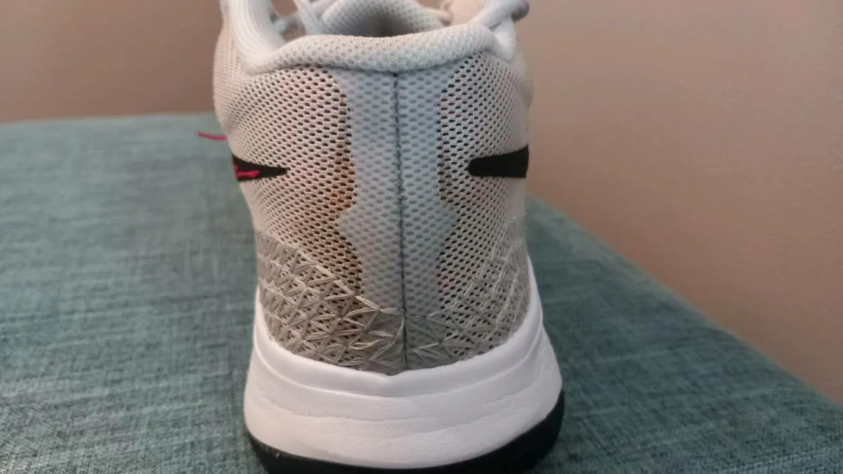 Kyrie Flytrap 6 (White) - Image 3