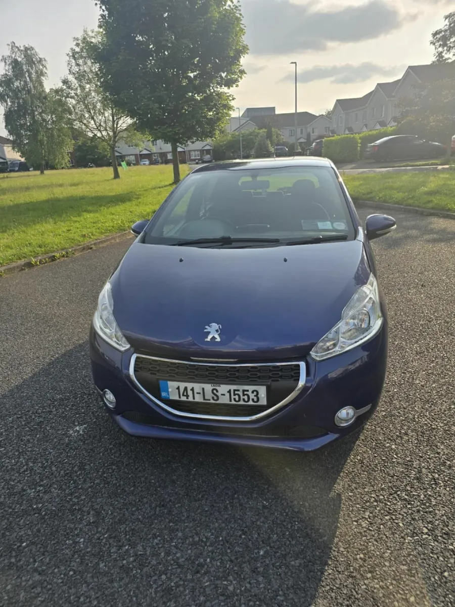 Peugeot 208/1.0 Petrol 2014 - Image 3