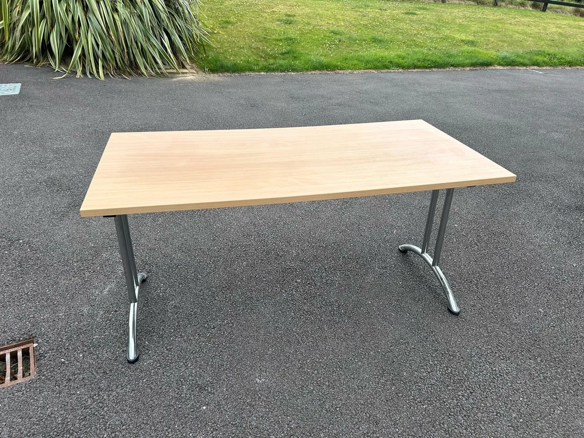 Foldable Desk - Image 1
