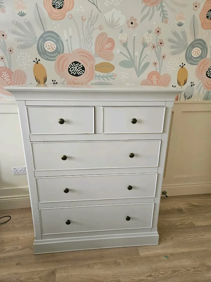 Drawers Bedroom - Image 1