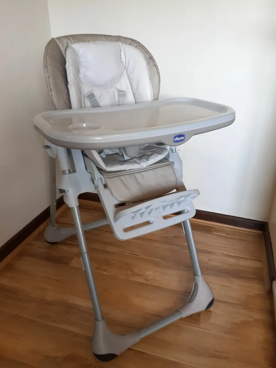 Chicco High Chair - Image 4