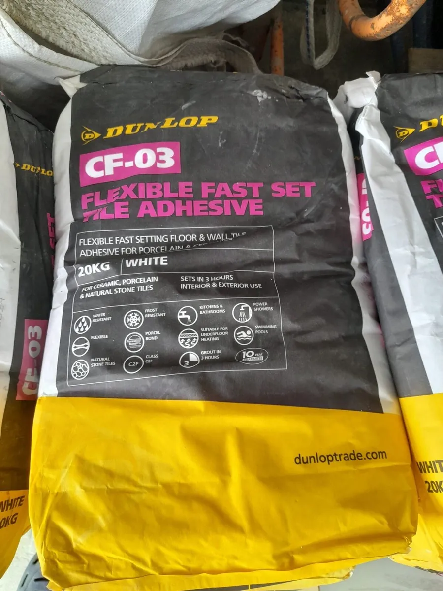 Tile adhesive - Image 1