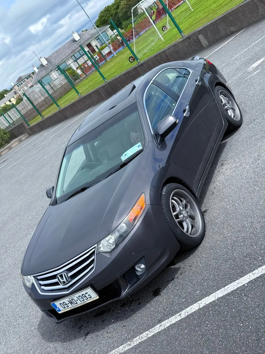 Honda Accord 2009 - Image 3