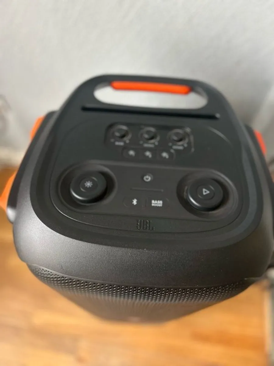 JBL 710 party box - Image 2