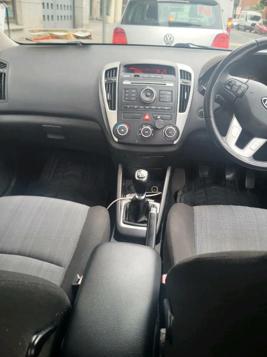 Kia ceed estate - Image 2
