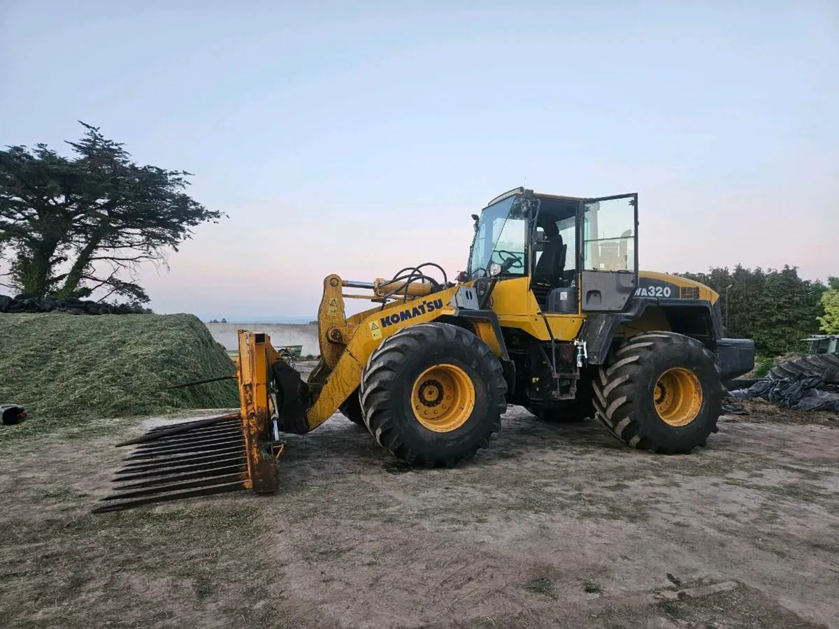 Komatsu wa320-5 - Image 3