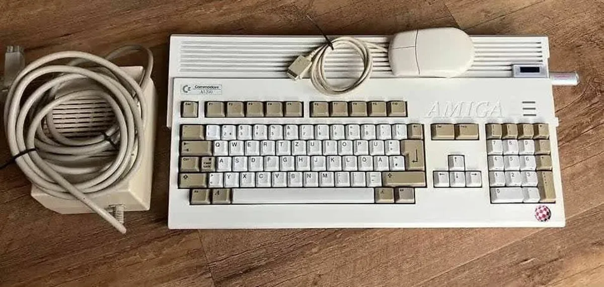 Commodore Amiga 1200 Gotek SD Card Recap Mouse Pow - Image 1