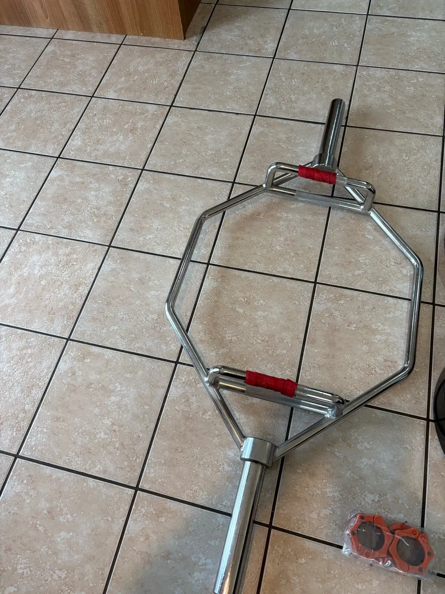 HEX SHRUG DEADLIFT BAR +  BUMPER OLYMPIC WEIGHTS - Image 3