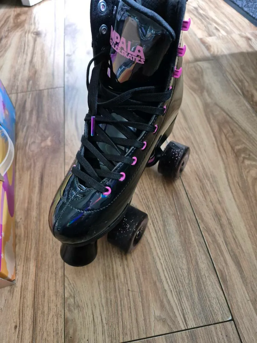 Impala roller skates - Image 1