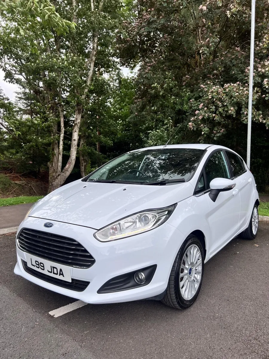 Ford Fiesta 2013 Titanium NOT Renault Volkswagen - Image 1