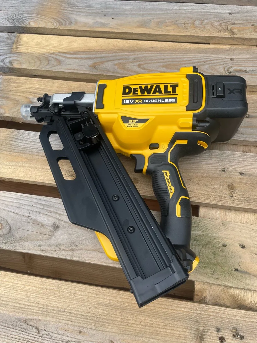Dewalt New model framing nailer - Image 1