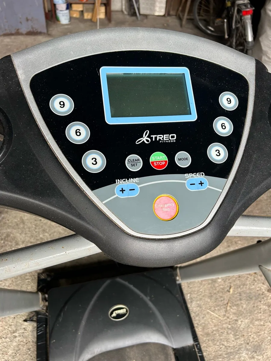 Treadmill - Image 1