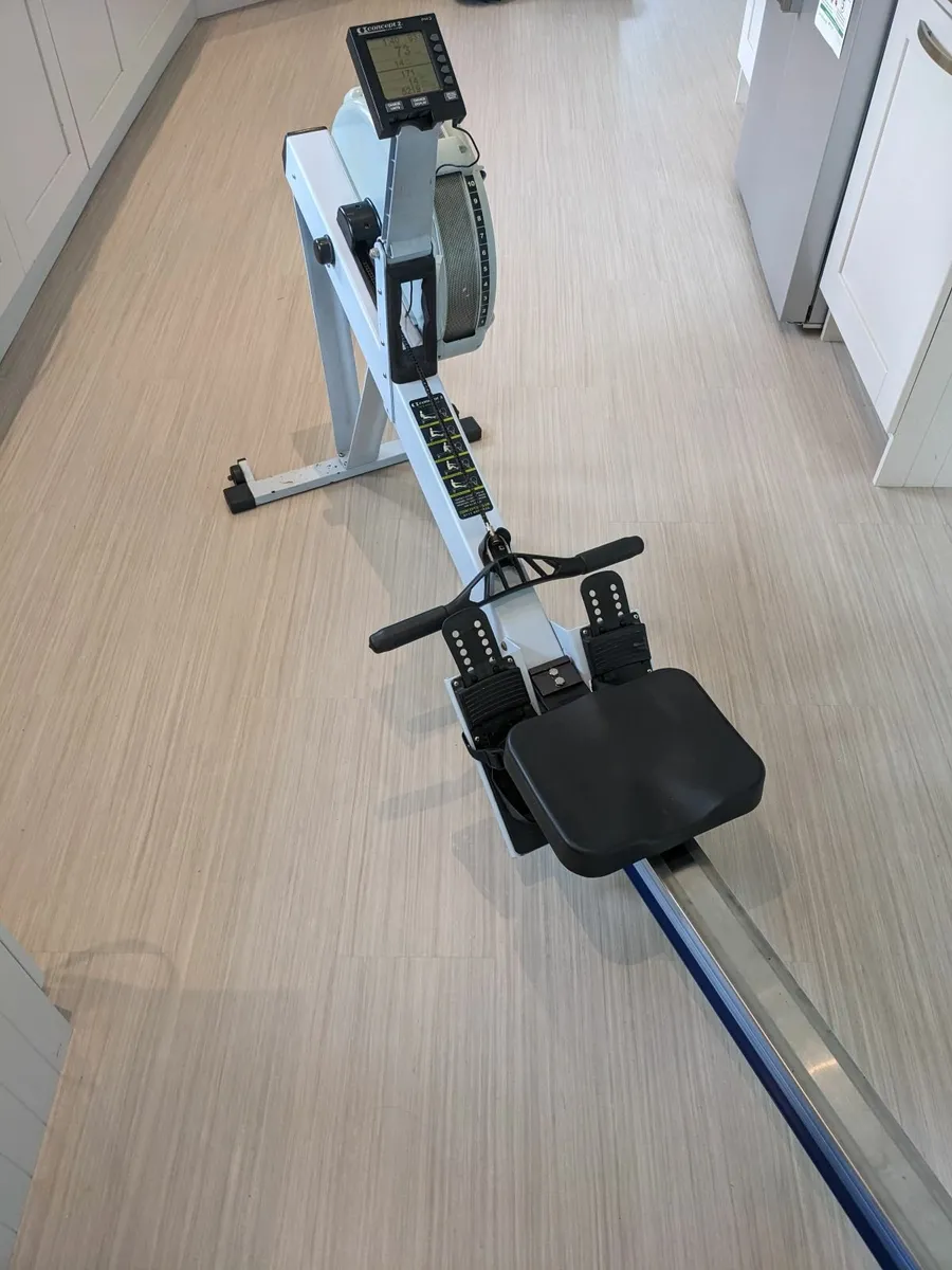 Concept 2 erg rowing machine - Image 1