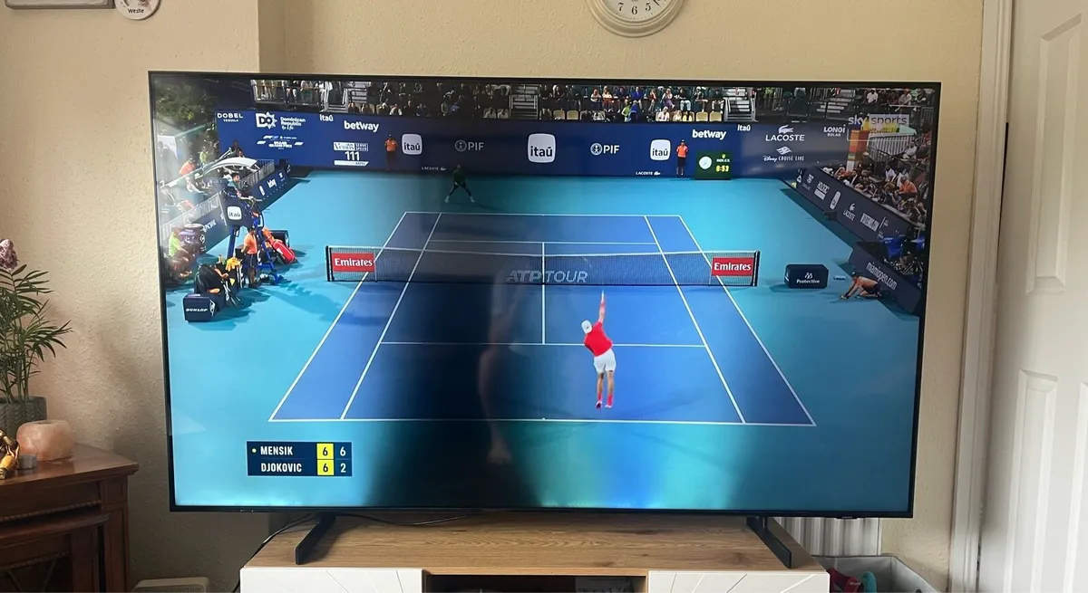 Samsung 75inch tv - Image 2
