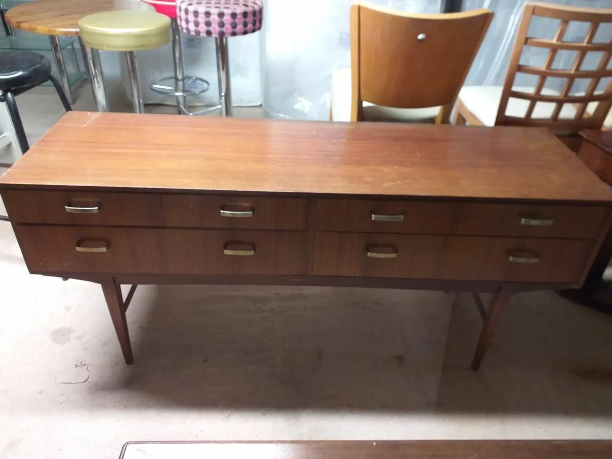 kitchen dressers, sideboards, display units - Image 4