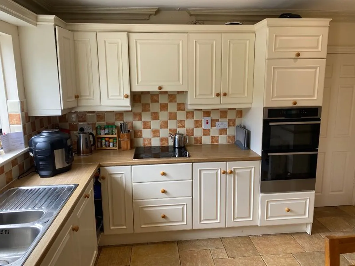Kitchen units - Image 4