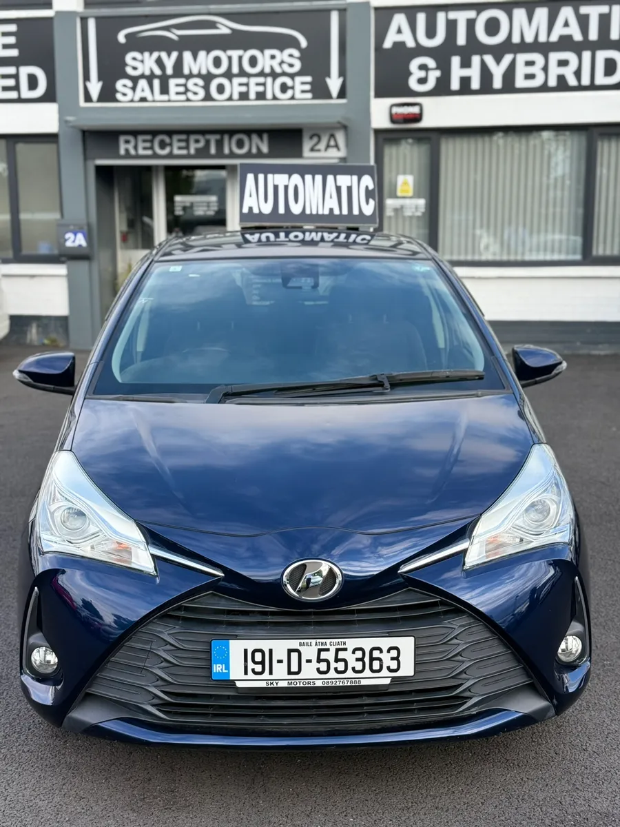 2019 Toyota Vitz/ Yaris 1.0 Automatic, 30K K.M - Image 2