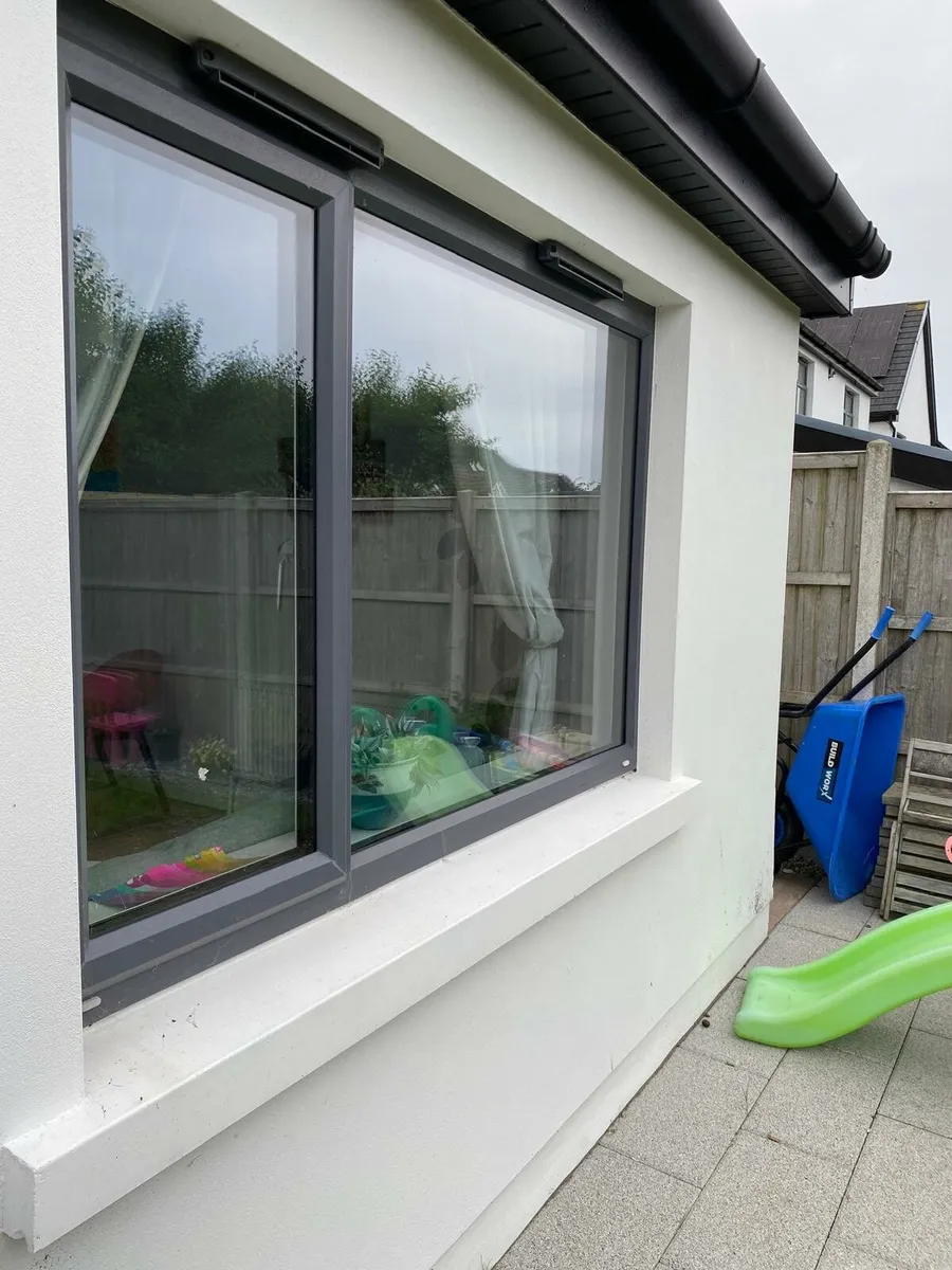 Triple Glazed Door + 2 Triple Glazed Windows - Image 4