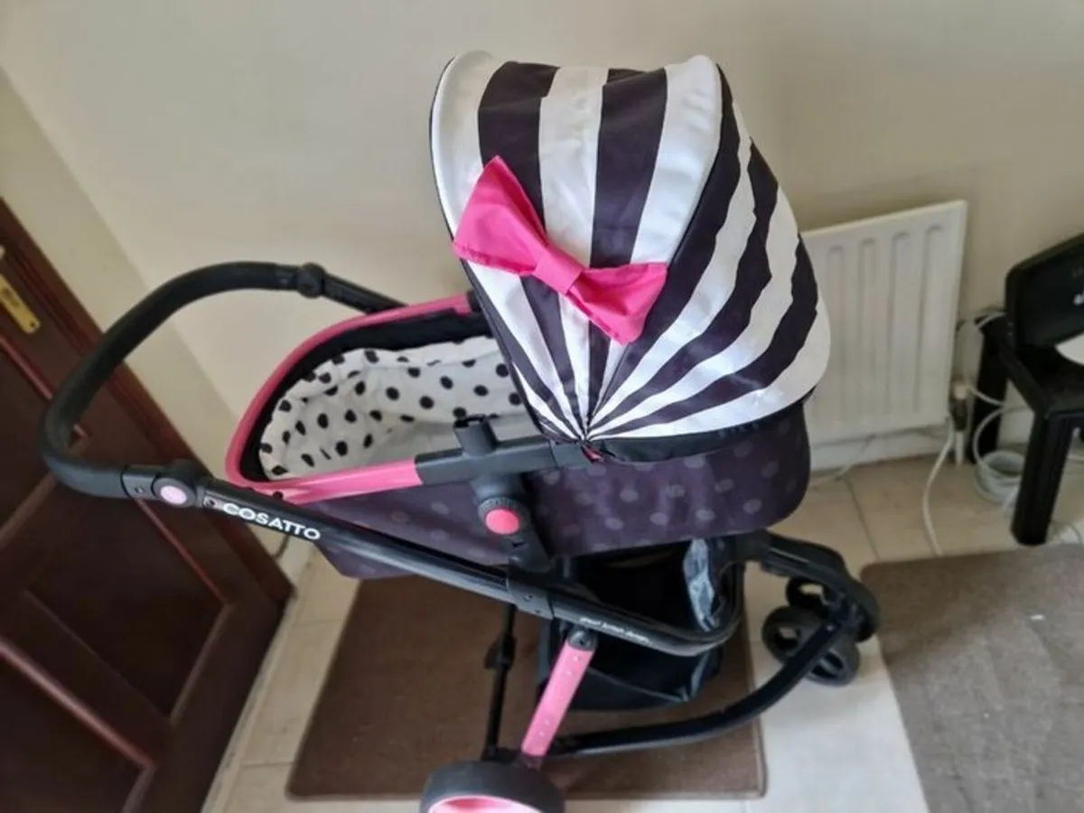 Cosatto Giggle 2 Pram Buggy Set with Accessories - Image 2