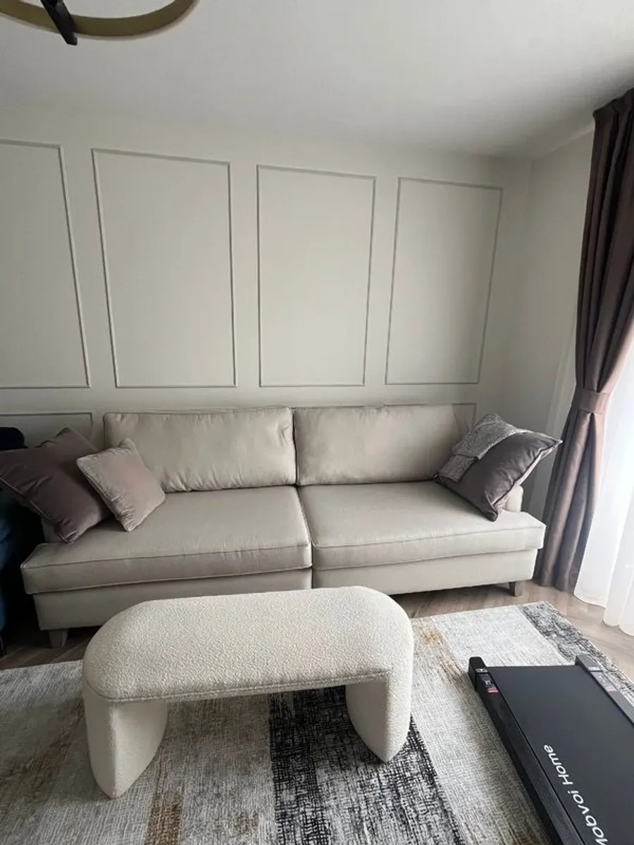 Pristine condition Ventura Monroe 3-Seater Sofa - Almost New - Image 1