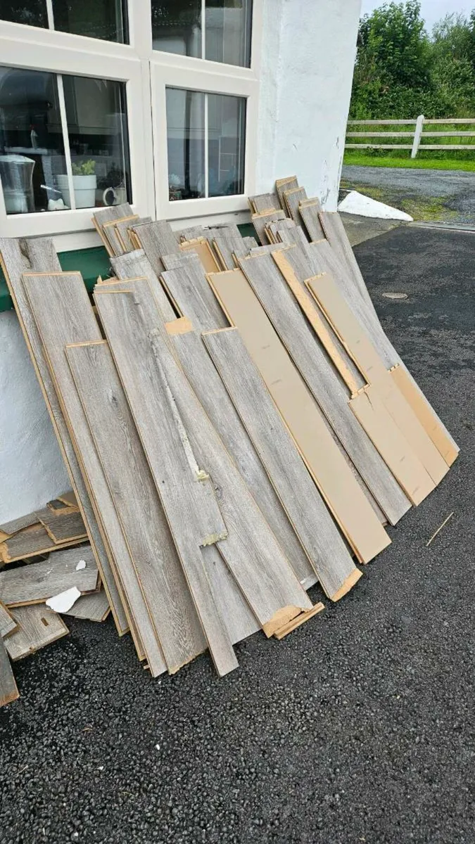 Free Laminate Flooring