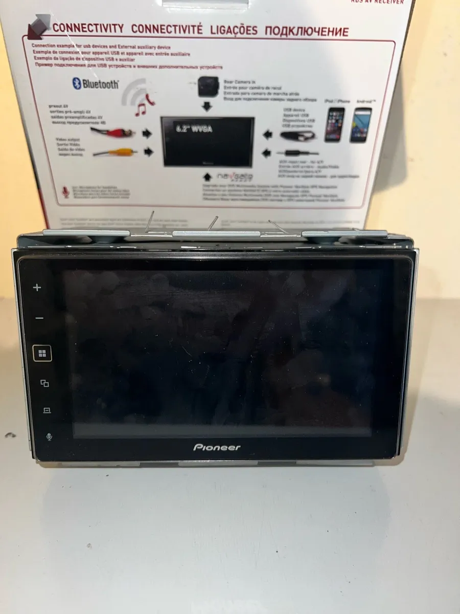 Pioneer SPH-DA130DAB CarPlay Headunit - Image 2
