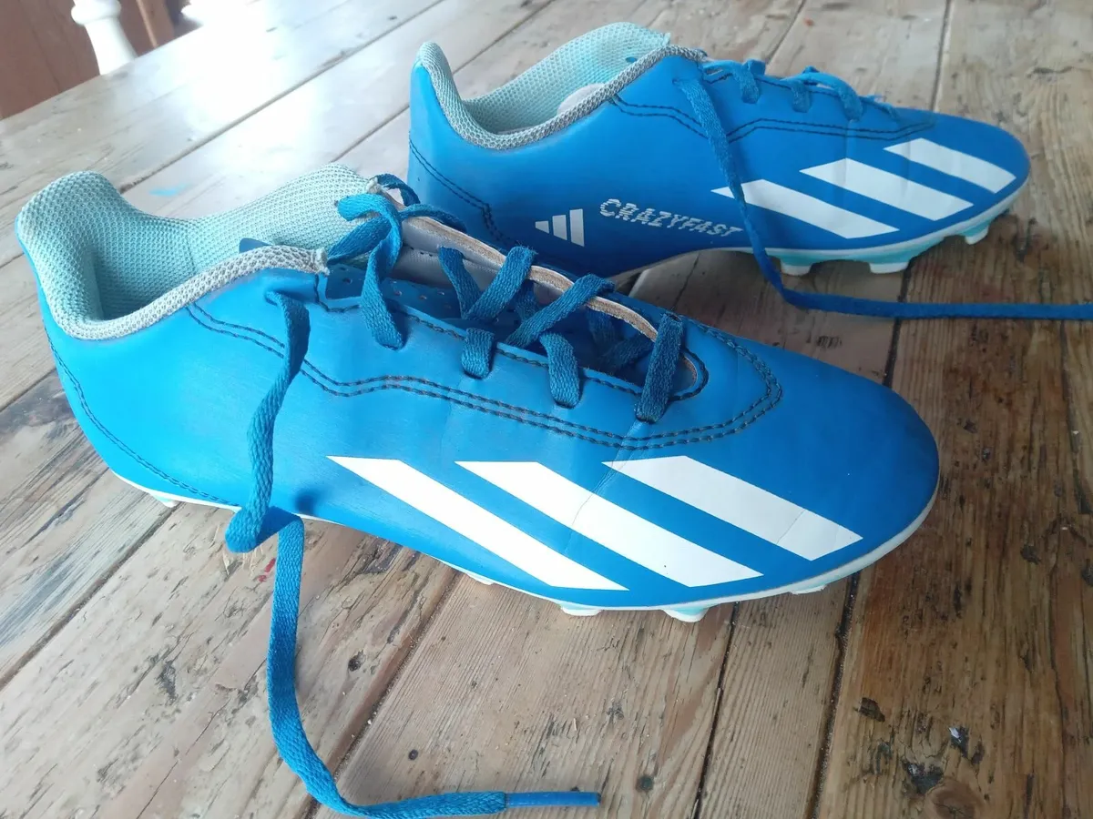 Kids football boots - Image 1