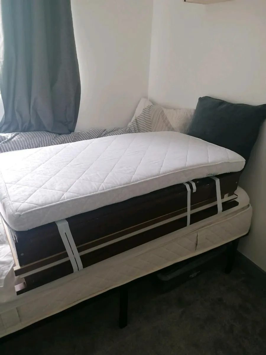 Cot bed with mattress - Image 3
