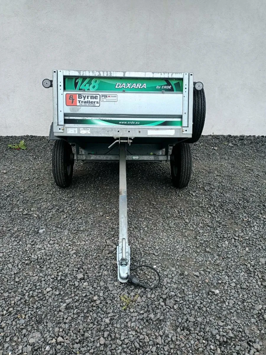 Small Trailer - Image 2