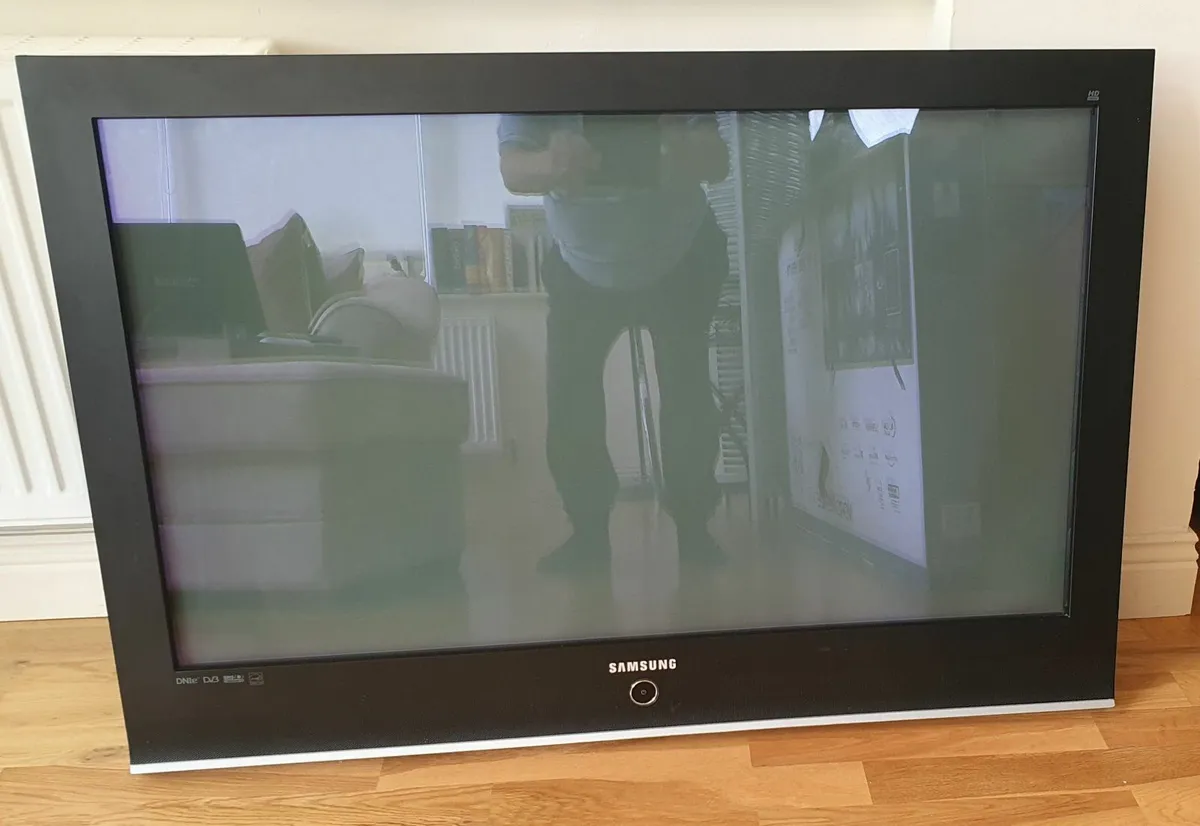 PLASMA TV - Image 1