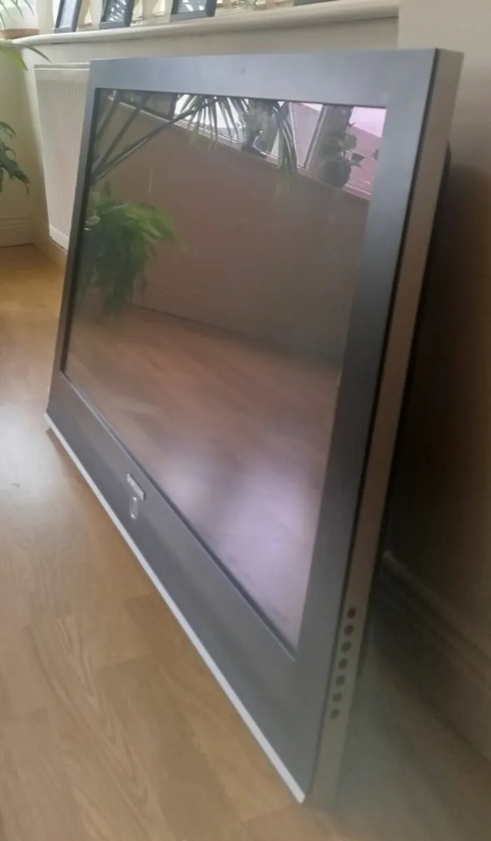 PLASMA TV - Image 4