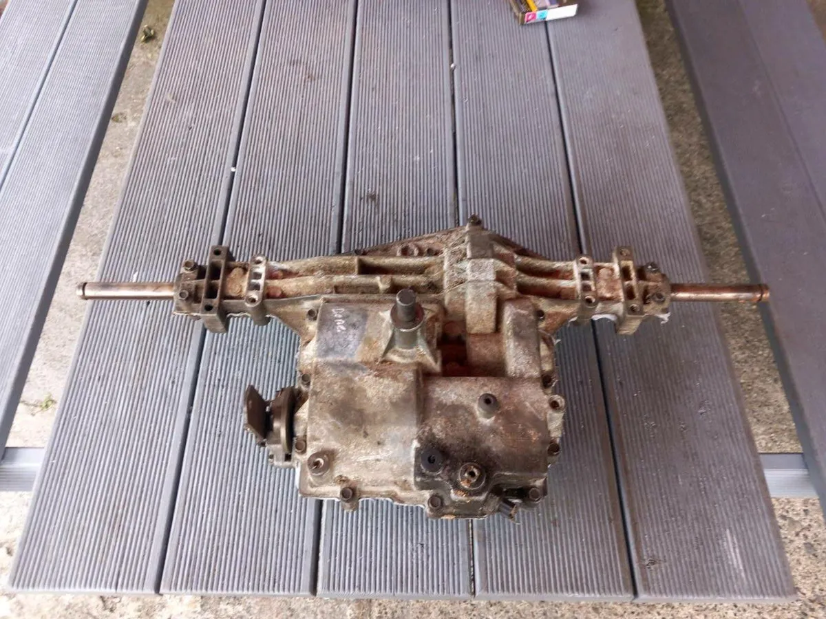 Castlegarden/peerless manual gearbox for sale - Image 1
