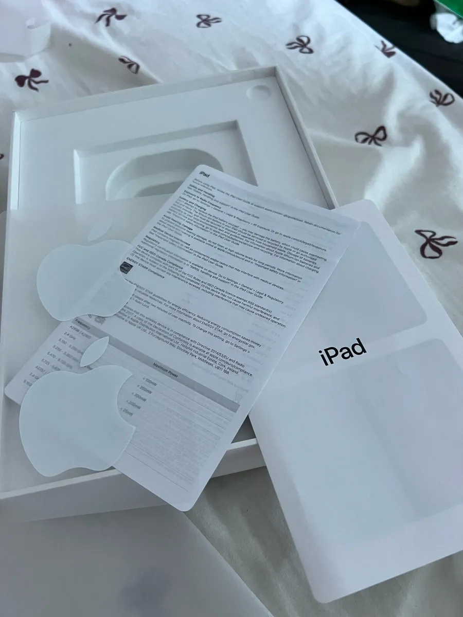IPad 10th gen - Image 3