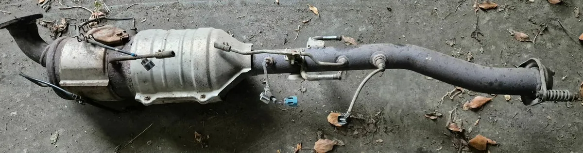Toyota Hilux Invincible Parts 2013 - Image 4