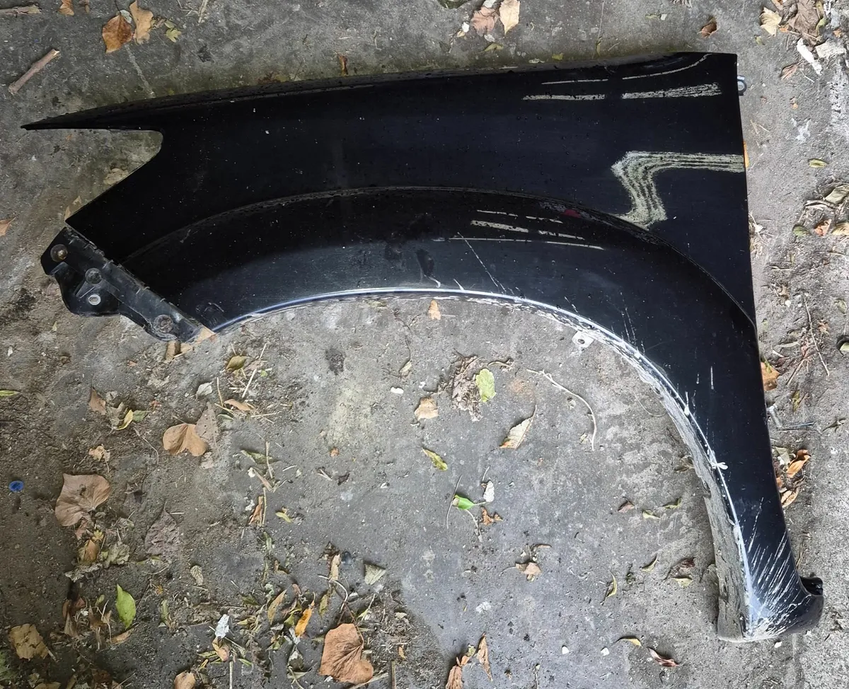 Toyota Hilux Invincible Parts 2013 - Image 4